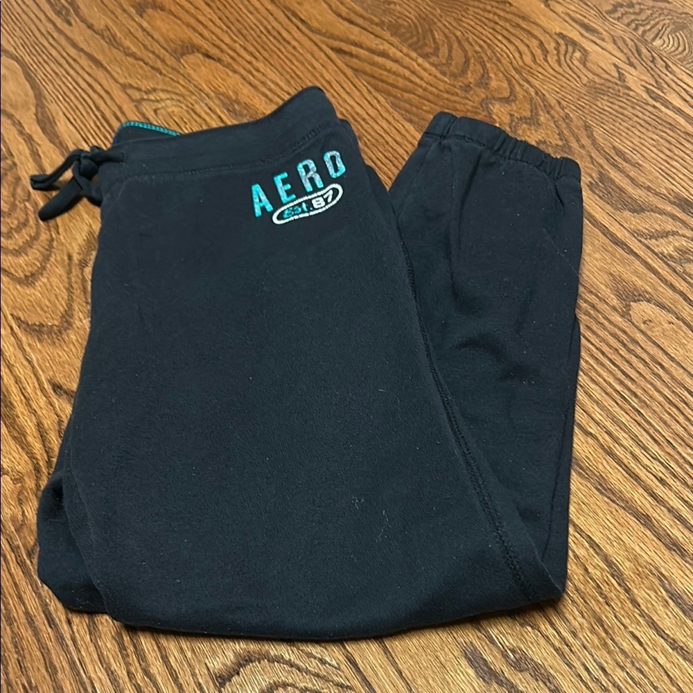 Aeropostale Black Joggers with Relaxed Fit🌿